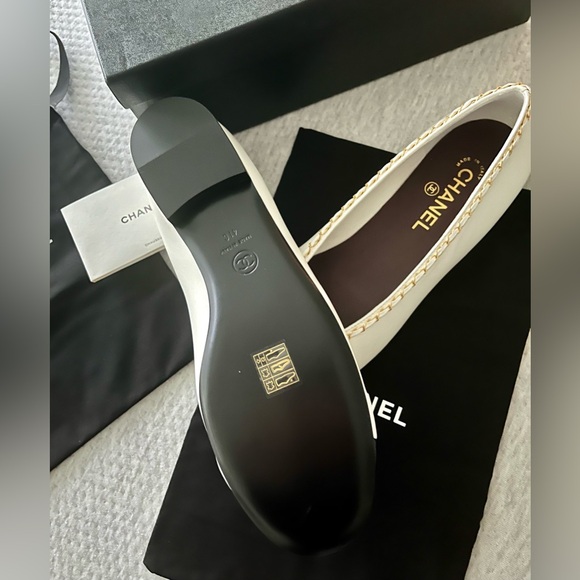 ❗️SOLD❗️Chanel flats - Picture 4 of 5